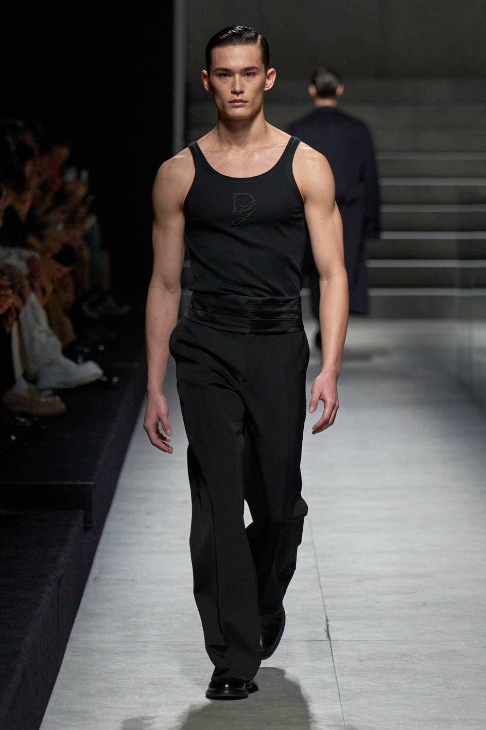 Dolce & Gabbana Spring 2025 Menswear Collection | Vogue